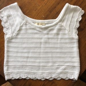 Short sleeve crop top